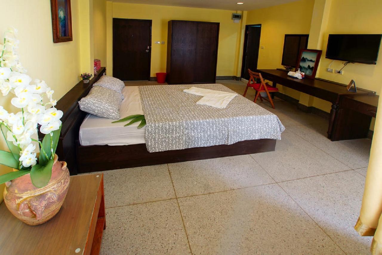 Sri Krungthep Hotel Μπανγκόκ Εξωτερικό φωτογραφία