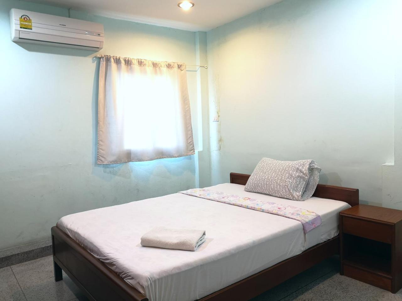 Sri Krungthep Hotel Μπανγκόκ Εξωτερικό φωτογραφία